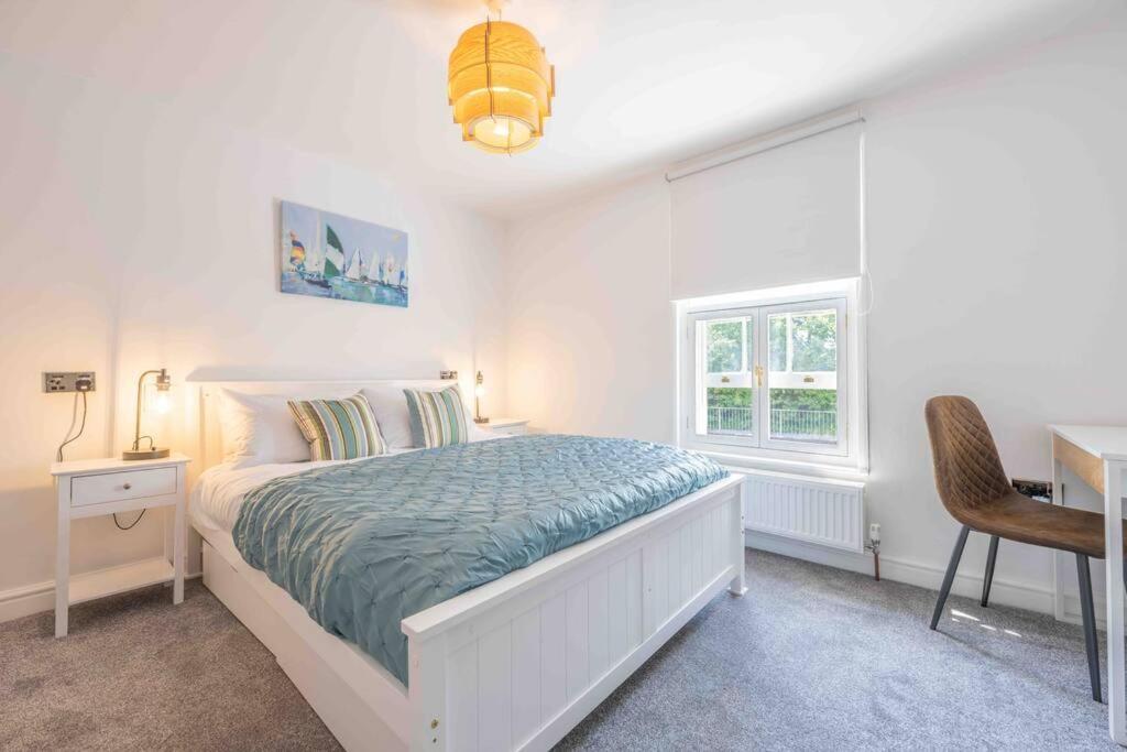 The Lymington Sailor'S Cottage Exterior photo